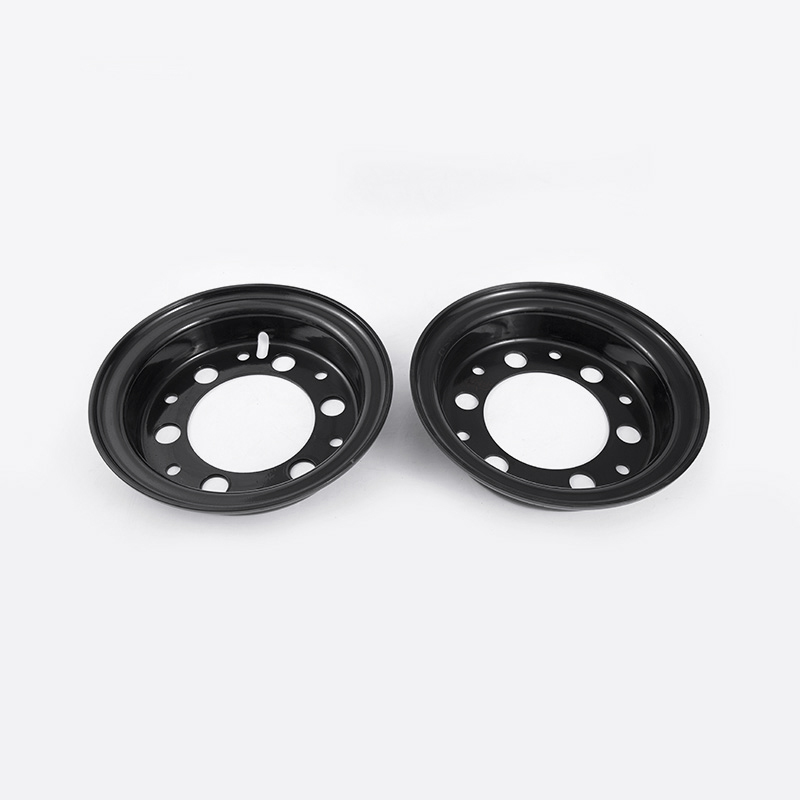 Chariot élévateur KOMATSU 4.5T jante acier fendue 700-12