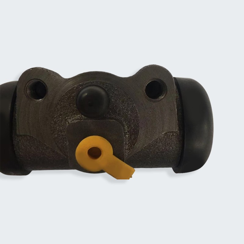 Cylindre de frein pour chariot élévateur Toyota 2 tonnes 7F/8F Cylindre de frein pour chariot élévateur Toyota 2 tonnes 7F/8F